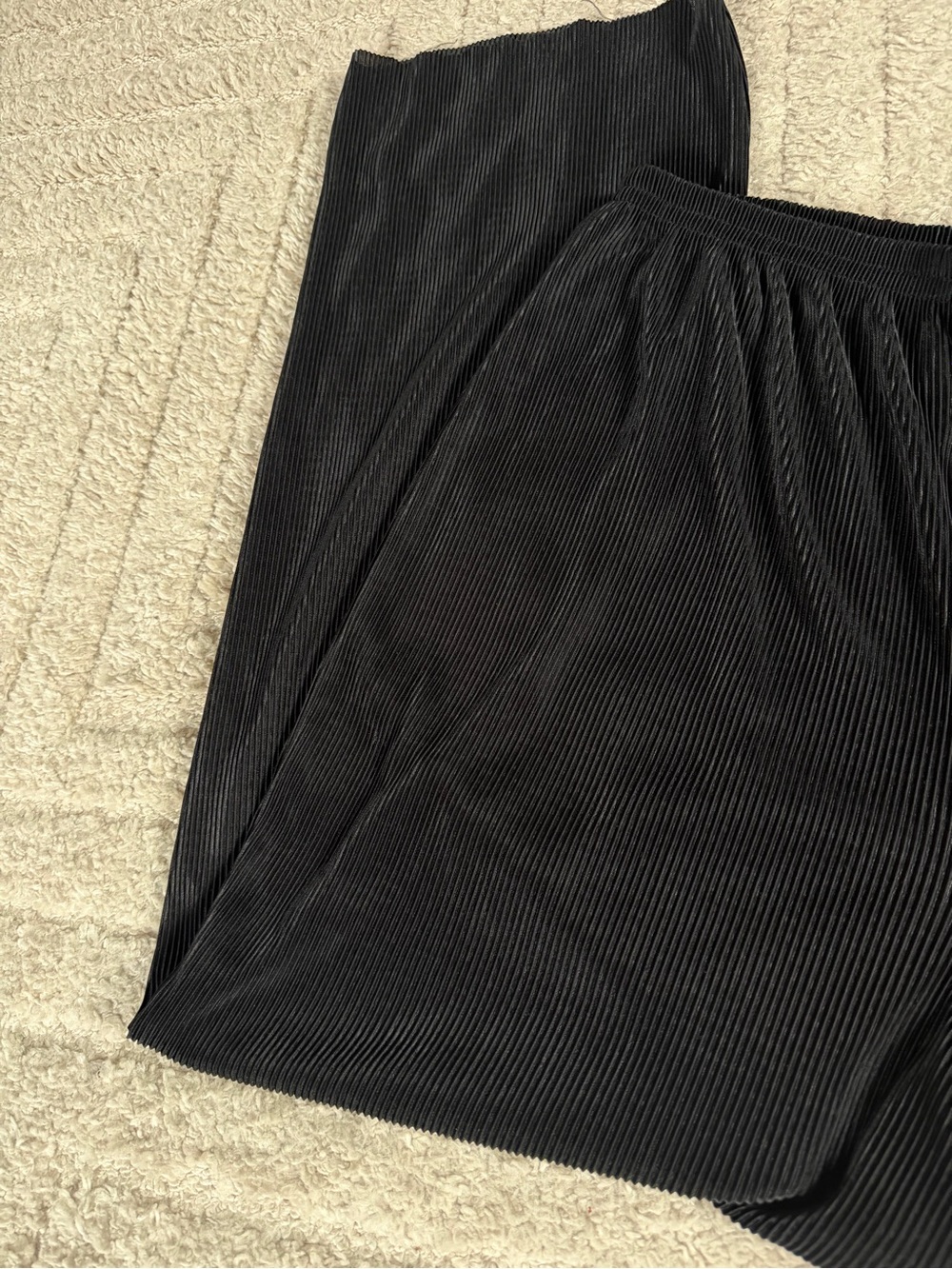 Women's Black Ribbed Drawstring Joggers - Picture 3 of 9